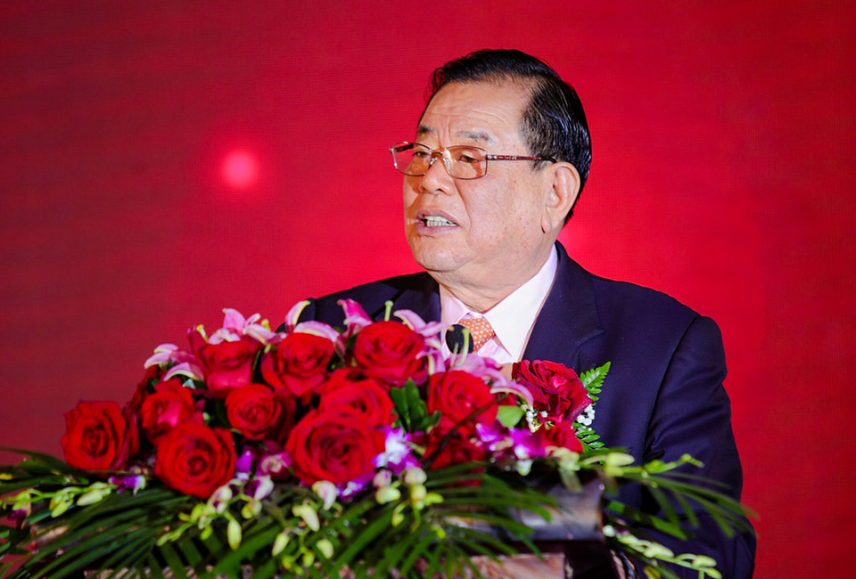 德業(yè)人將用心堅(jiān)守使命,<br>為實(shí)現(xiàn)夢(mèng)想不懼櫛風(fēng)沐雨、砥礪前行。